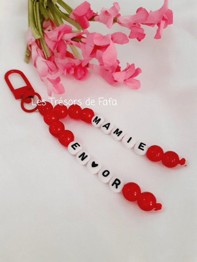 Porte-clés rouge personnalisé cadeau grand mère