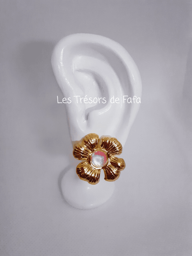 Boucles d&#039;oreilles fleur