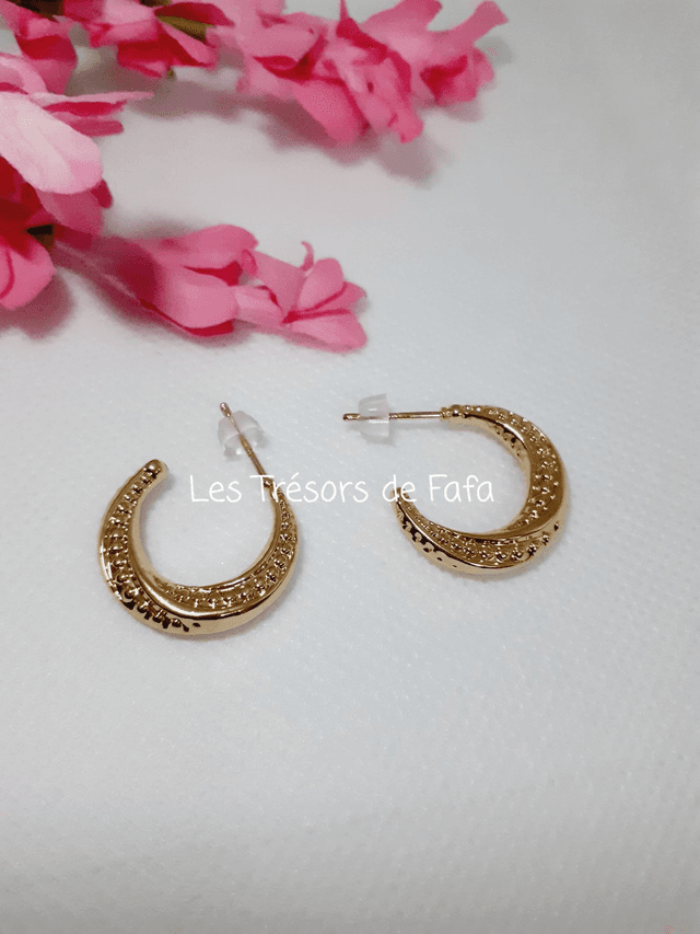 Boucles d&#039;oreilles créoles ouvertes 