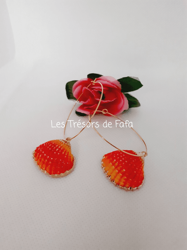 Boucles d&#039;oreilles coquillage orange