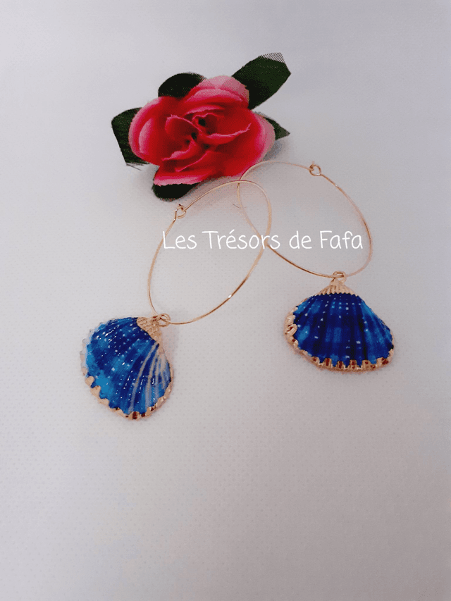 Boucles d&#039;oreilles coquillage bleu