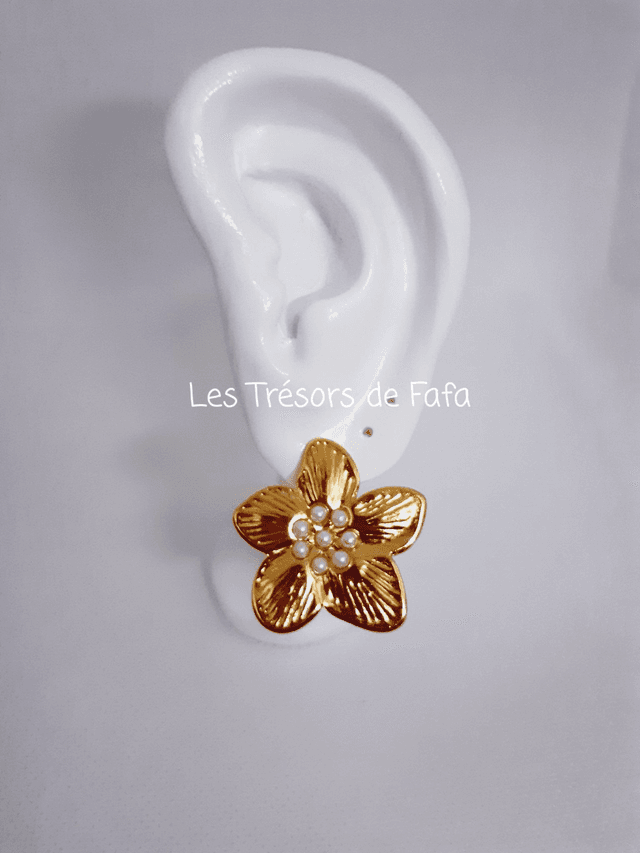 Boucles d&#039;oreilles fleur