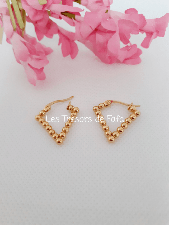 Boucles d&#039;oreilles triangulaire