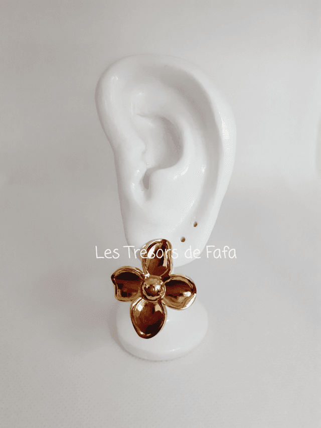 Boucles d&#039;oreilles fleur