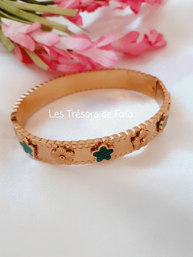Bracelet jonc fleurs vertes 